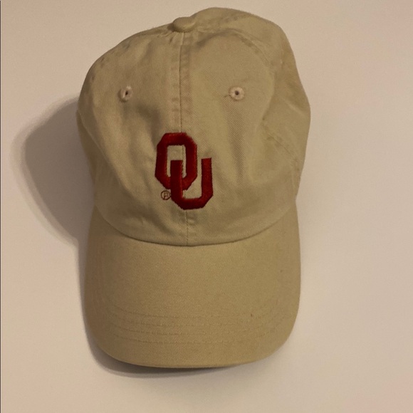 4 Head Vintage OU Beige Baseball Cap with adjustable back. - Picture 1 of 6